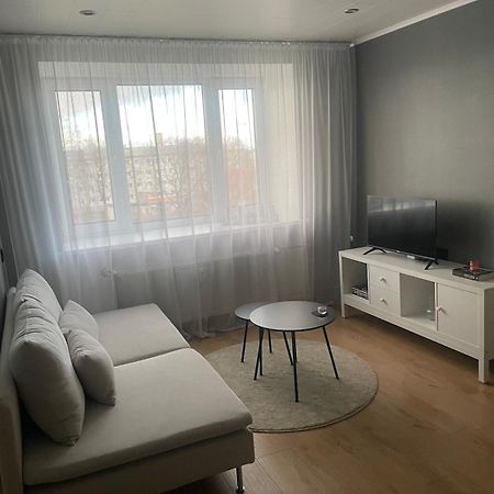 A Two-Room Apartment In The City Centre Of Tapa Εξωτερικό φωτογραφία